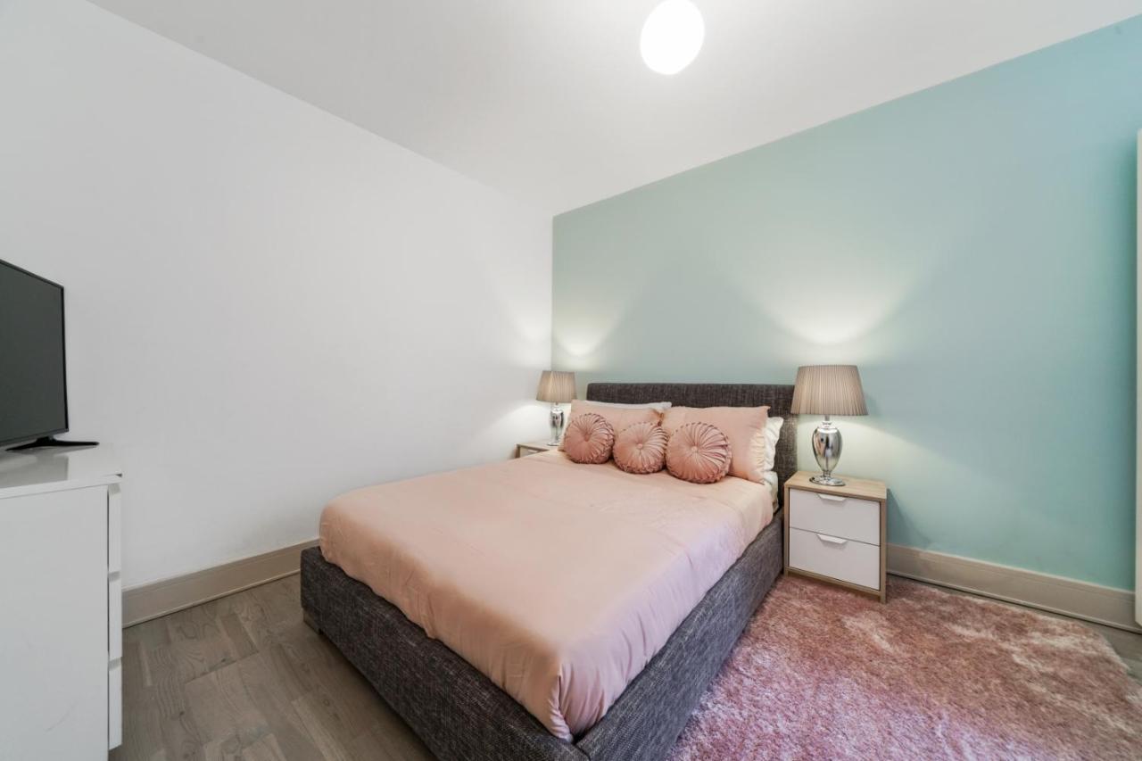 Lara Deluxe Modern 2 Bed By Tower Bridge Londres